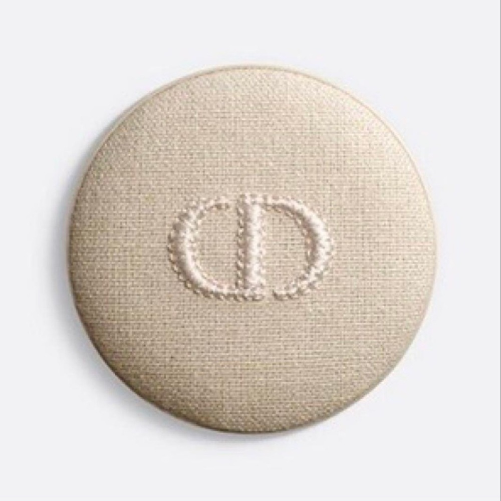 Dior Ivory Embroidered Compact - Picture 4 of 4